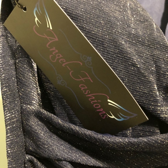 never worn - Picture 3 of 3